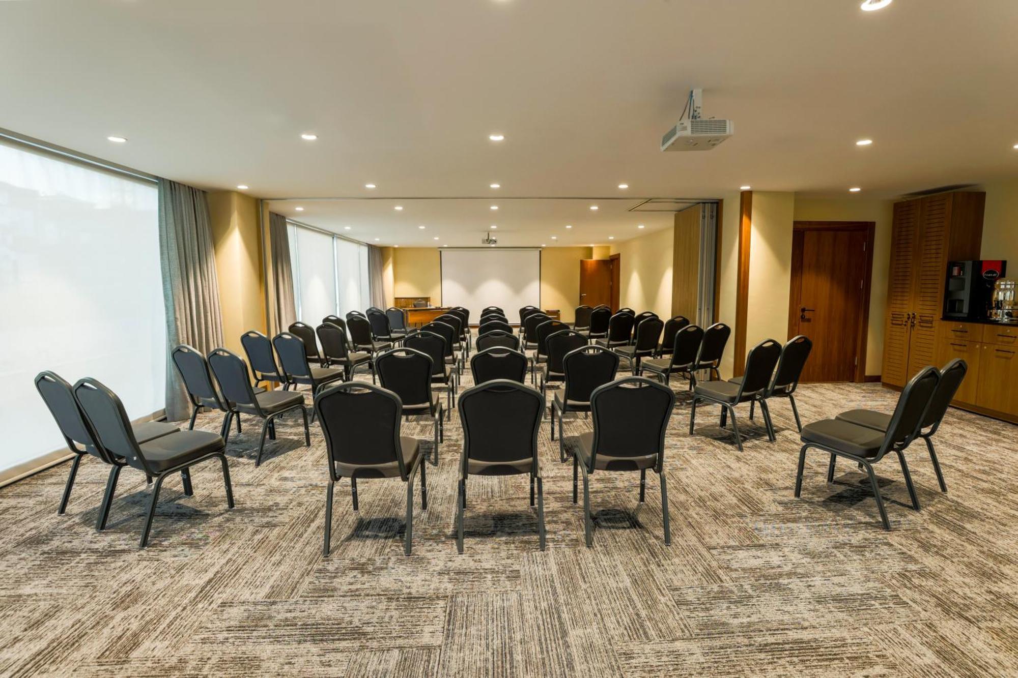 Ibis Styles Istanbul Kurtkoy Hotel ภายนอก รูปภาพ